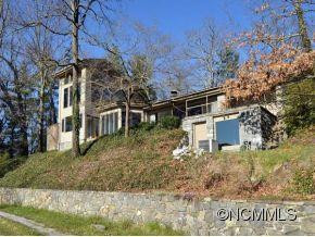 200 WINDSWEPT DRIVE - Photo 2