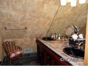 365 South East Shore Drive - Photo 13