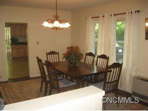 92 Oakley Road - Photo 2