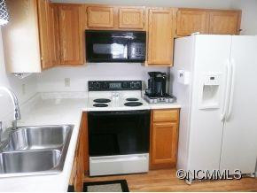 2601 Sagamore Lane - Photo 7