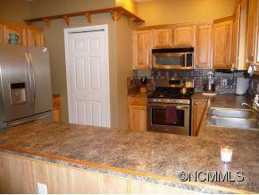 457 MORLIN ACRES - Photo 6