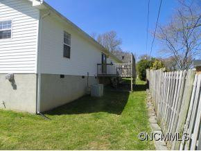 16 Cameron Dr - Photo 3