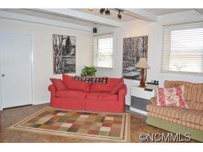 194 Mountain View Drive - Photo 7