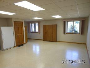 1090 Maple Springs - Photo 10