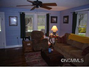 3910 BEECH GLEN ROAD - Photo 4