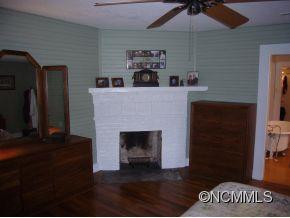 3910 BEECH GLEN ROAD - Photo 8