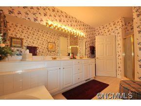 208 Tallyho Lane - Photo 13