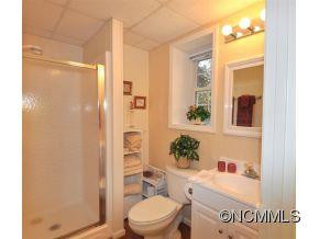 208 Tallyho Lane - Photo 17