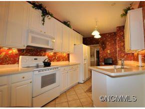208 Tallyho Lane - Photo 8