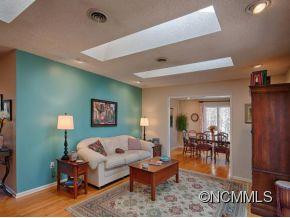 219 WILDFLOWER ROAD - Photo 3