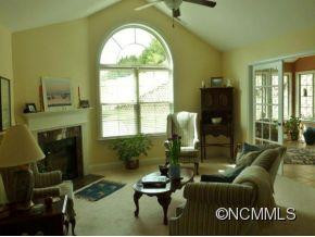 48 Mountain Meadow Circle - Photo 4
