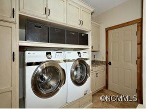 2131 MOUNTAIN AIR DRIVE - Photo 11