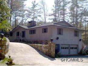 112 Wolf Court