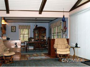 112 Wolf Court - Photo 14