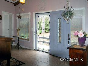 112 Wolf Court - Photo 10