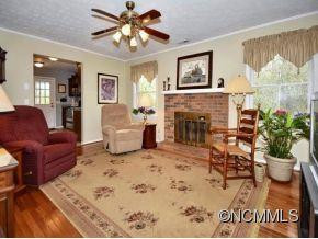 24 PEACHTREE LANE - Photo 6