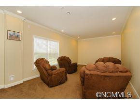 122 Bradshaw Circle - Photo 6