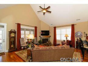 15 Holland Mountain View Drive - Photo 9