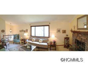 138 Wendy Lane - Photo 3