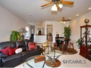 416 SONDLEY WOODS PLACE - Photo 5