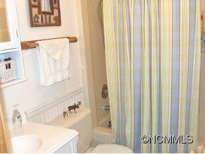 65 Castle Court - Photo 17