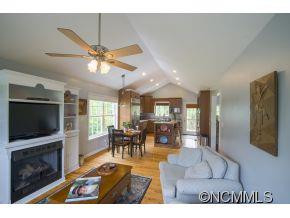 27 FAIRWAY VIEW DR - Photo 7