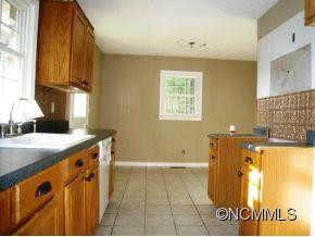 240 Markley Drive - Photo 7