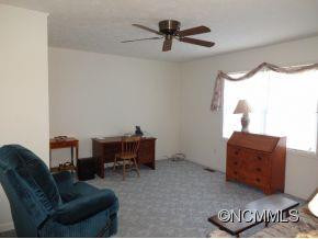 44 MEADOW DRIVE - Photo 8
