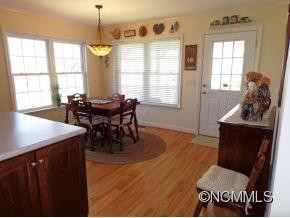 331 Raccoon Point - Photo 5