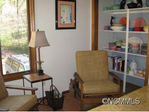 223 Robinhood Road - Photo 17