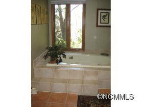 223 Robinhood Road - Photo 19