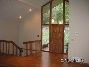 223 Robinhood Road - Photo 9