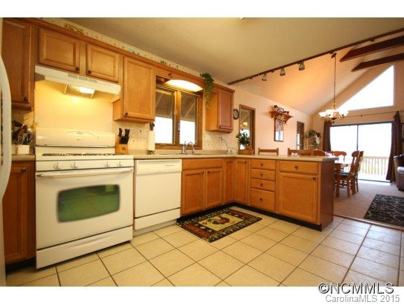 1010 Seven Springs Road - Photo 2