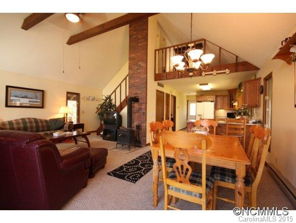 1010 Seven Springs Road - Photo 14