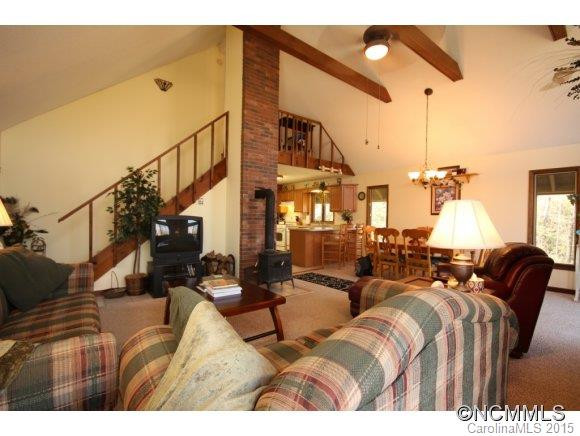 1010 Seven Springs Road - Photo 3