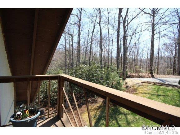 1010 Seven Springs Road - Photo 9