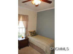 411 GLOVER ST - Photo 17