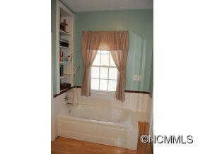 411 GLOVER ST - Photo 19
