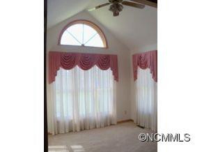 75 FOXWOOD DRIVE - Photo 10