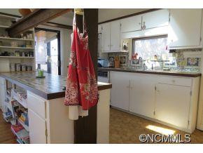 511 Slick Rock Road - Photo 8