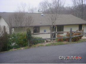 544 Chestnut Walk