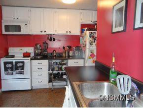 346 State Street - Photo 2