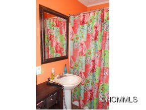346 State Street - Photo 5