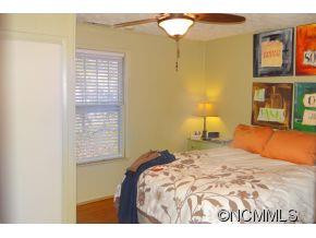 346 State Street - Photo 6