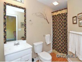 209 TALLYHO LANE - Photo 16