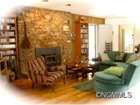266 Sandy Creek Trl - Photo 3