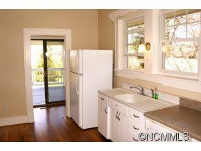 531 3RD AVE W - Photo 8