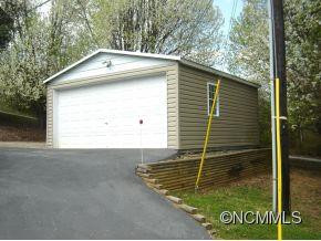 664 Roper Road - Photo 17