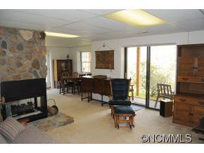 76 Hubbard Cir - Photo 14