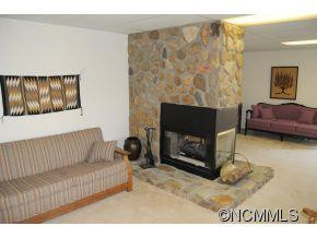 76 Hubbard Cir - Photo 19